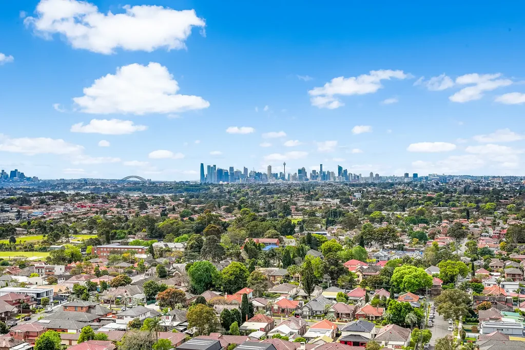 Burwood 2部屋 Newish 2 bedroom apartment with Sydney Harbour views