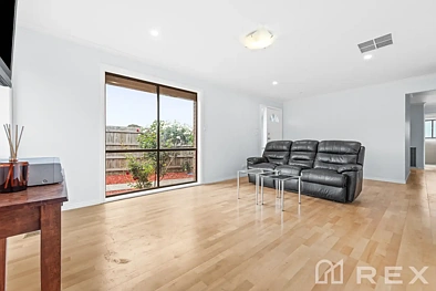 Silid Pahingahan - 1 Claude Avenue, Hampton Park, VIC 3976