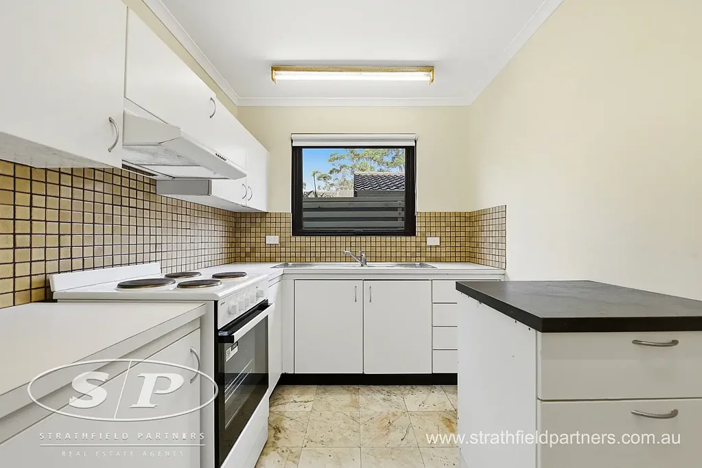 Spacious 2 bedroom townhouse
