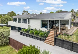 61 Churchill Road, Cockle Bay