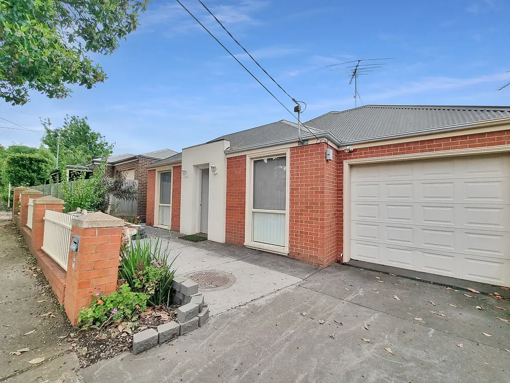 Immaculate Unit In Prime Location