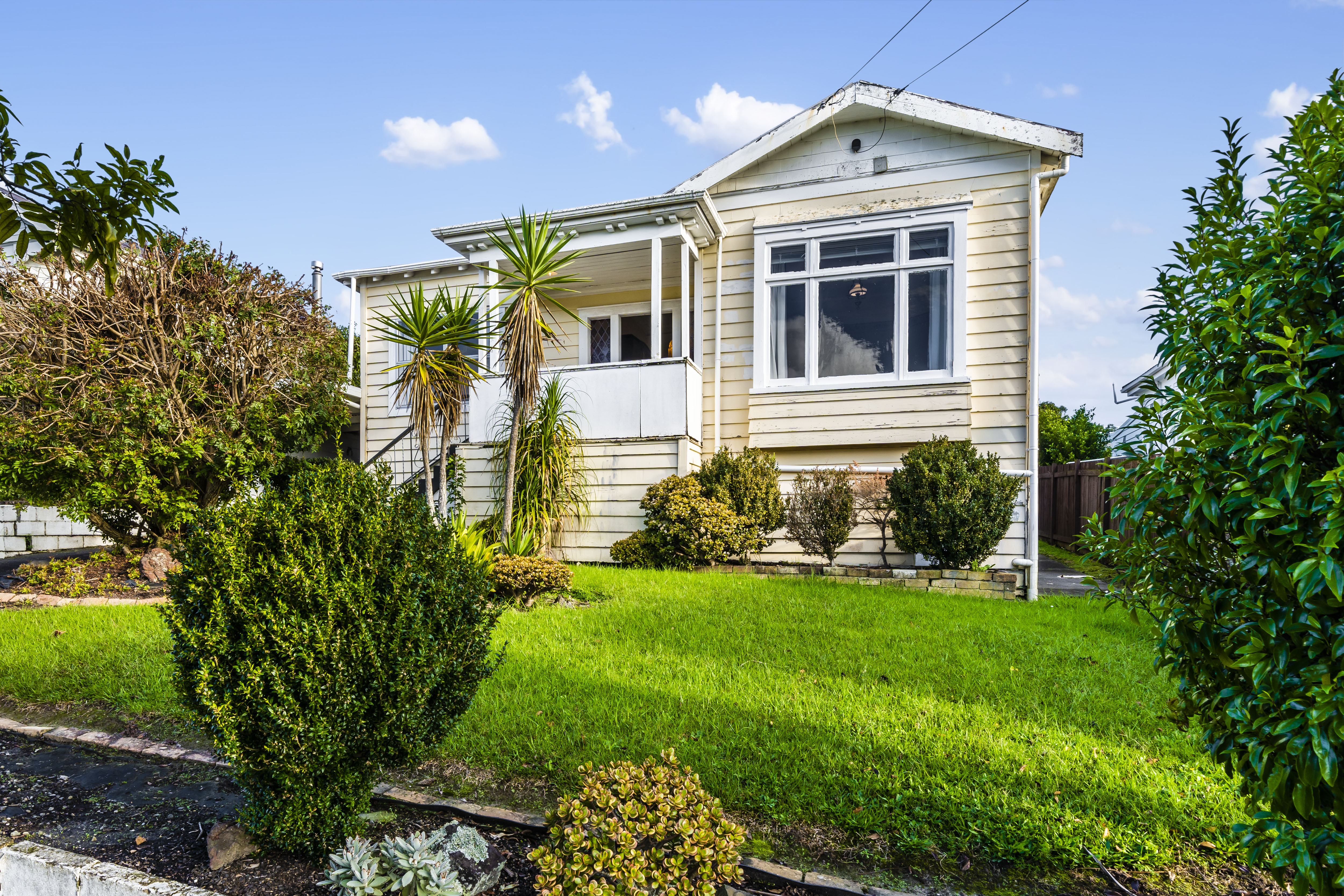 10 Springfield Road, Morningside