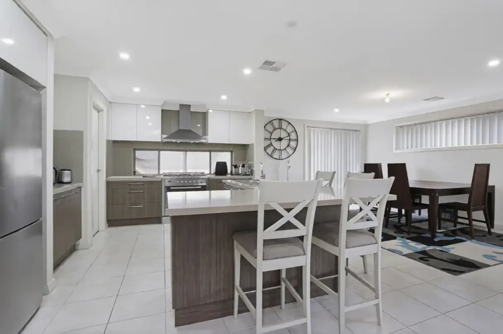 Stunning 5-Bedroom Double Storey Family Home!