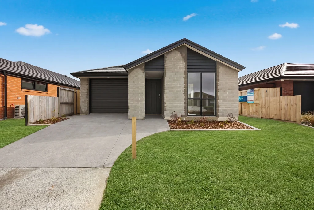 BRAND NEW, stylish, and ready for new tenants!