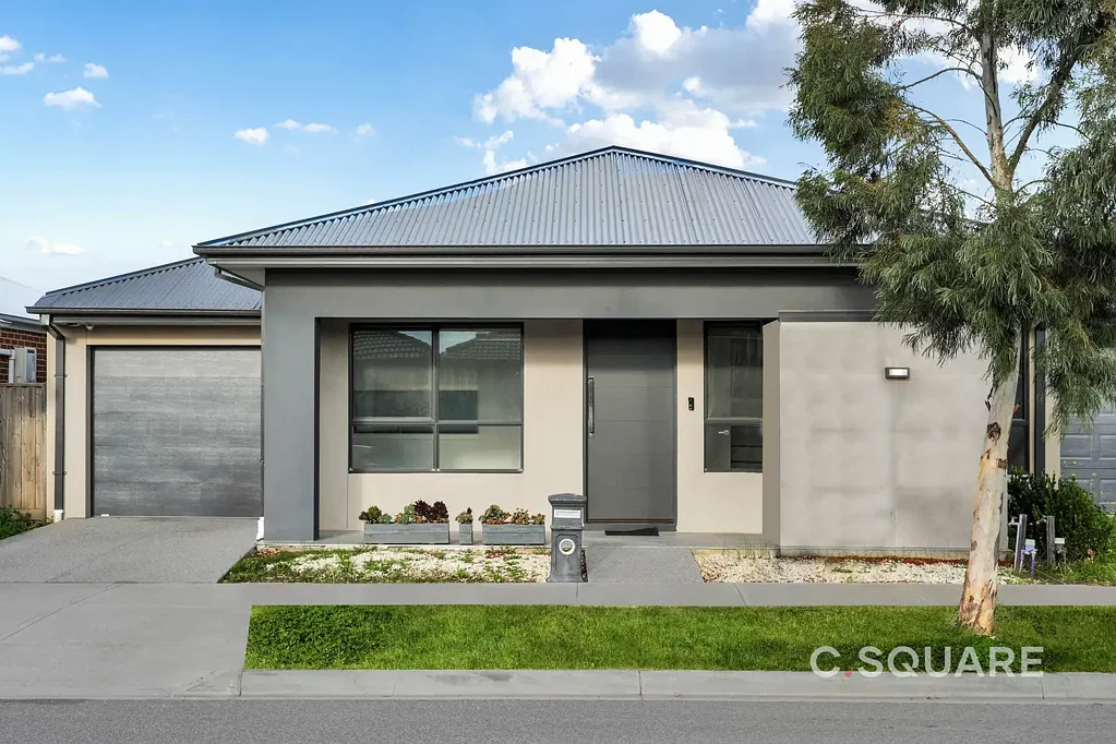 Mickleham 4 Bedroom 2 LIVINGS | BIG ROOMS | MASSIVE LIVING | BUTLERS PANTRY
