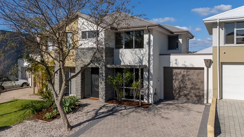 Meadow Springs 3ਬੈੱਡਰੂਮ Stylish home in the heart of Meadow Springs.