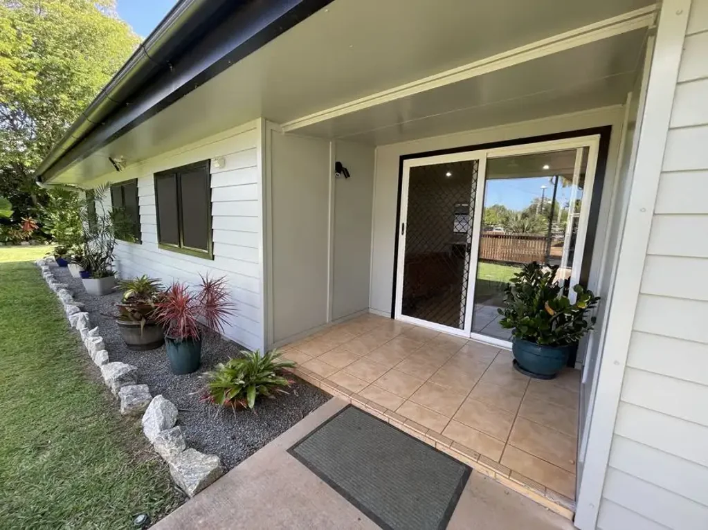 Nhulunbuy 3房  Tropical Oasis on a Large Block