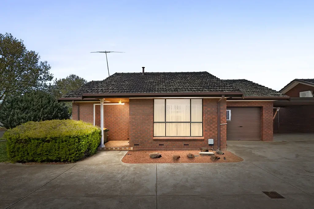 Werribee 2બેડરૂમ South Side Living in the Werribee Secondary College Zone