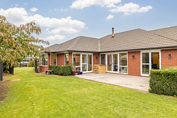 32 Oak Tree Lane, Rolleston