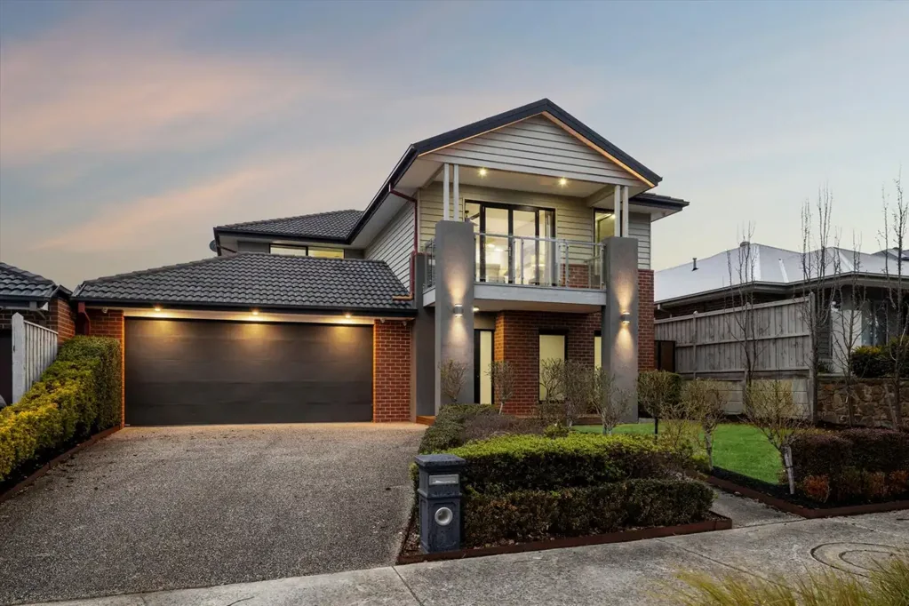 Croydon 5 Bedroom Big On Space, Brilliant For Family Life