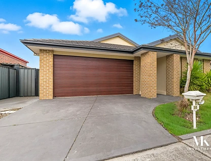 35 Brickwood Circuit, Craigieburn, VIC 3064, 3 कमरे, 2 बाथरूम, House