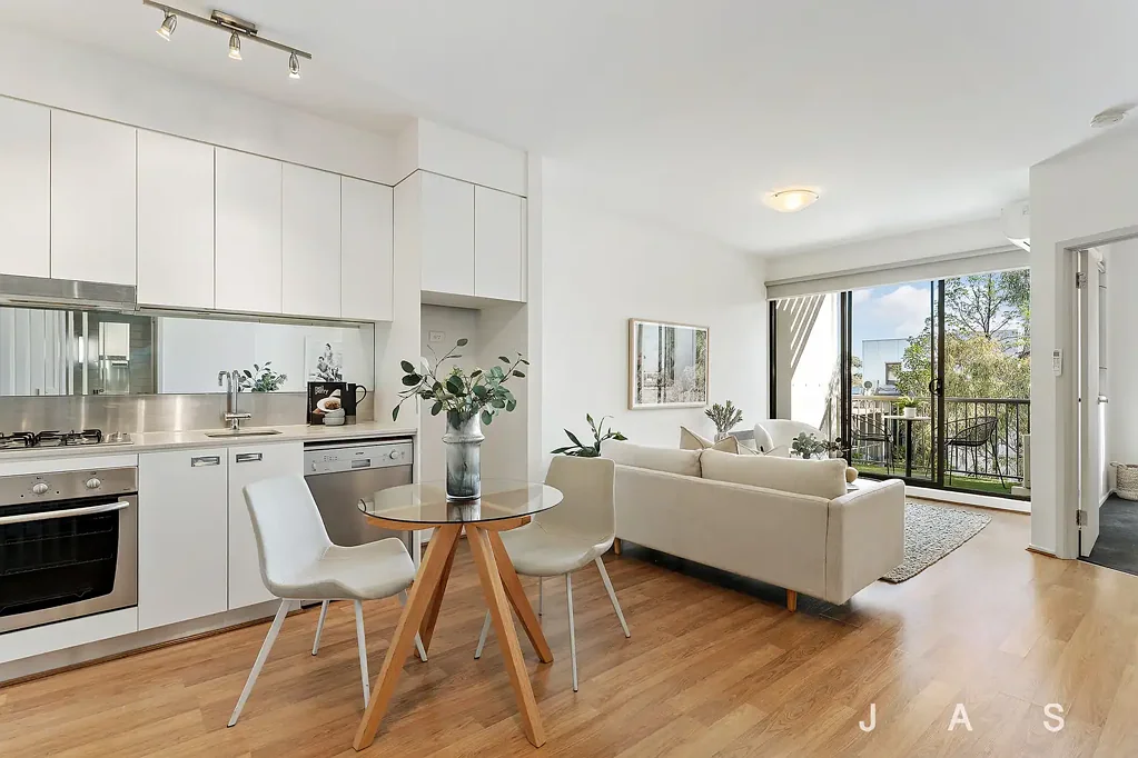 304/84 Altona Street, Kensington, VIC 3031