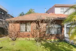 12 LLOYD ST, Sans Souci