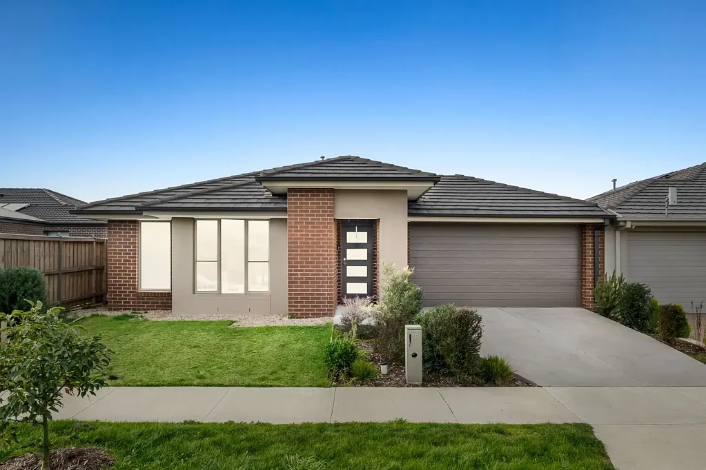 Clyde 4બેડરૂમ Modern Family Living in Riverfield Estate