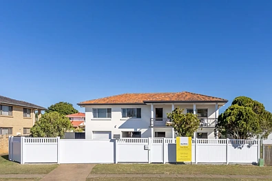 Boondall 5房 现代杰作 Exceptional Dual-Living Residence | Heavily Renovated| Strong Income Opportunity