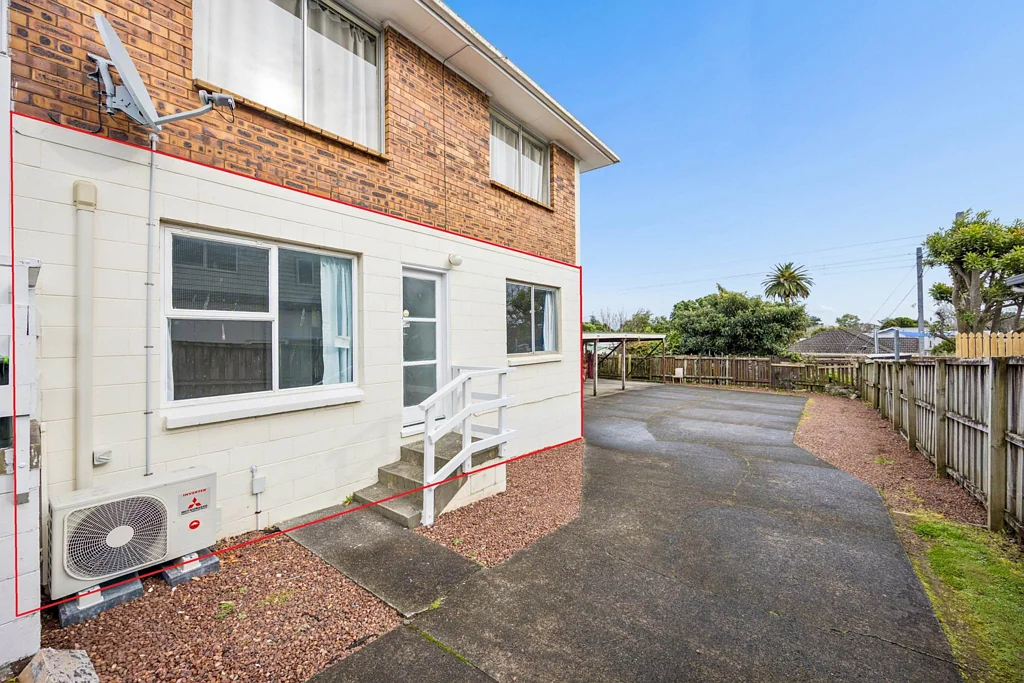 Newly renovated and water included
