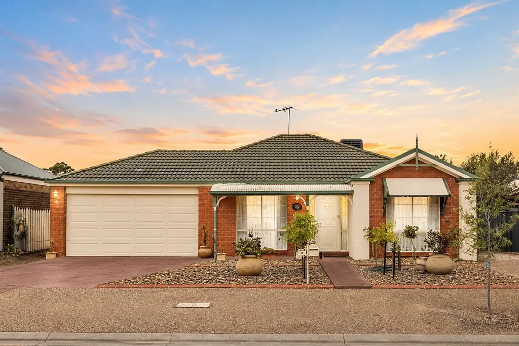 11 Kinloch Court, Wyndham Vale, VIC 3024