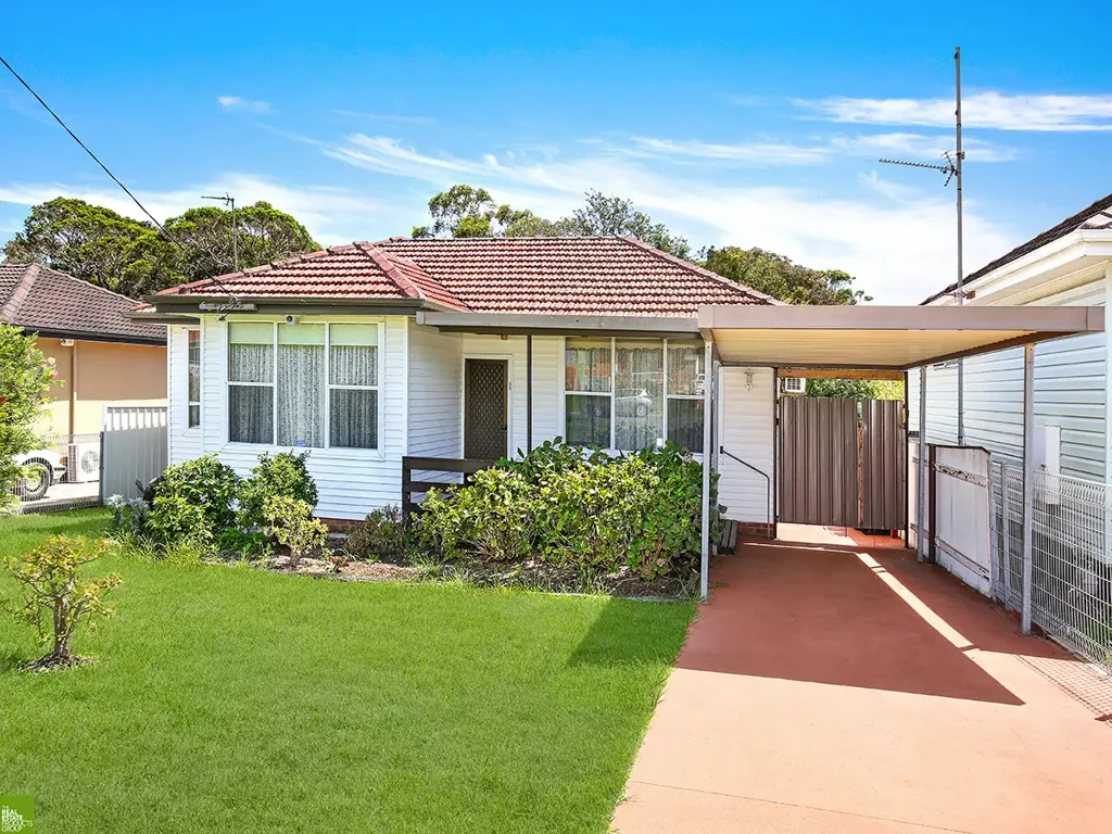 16 Roberts Avenue, Barrack Heights, NSW 2528