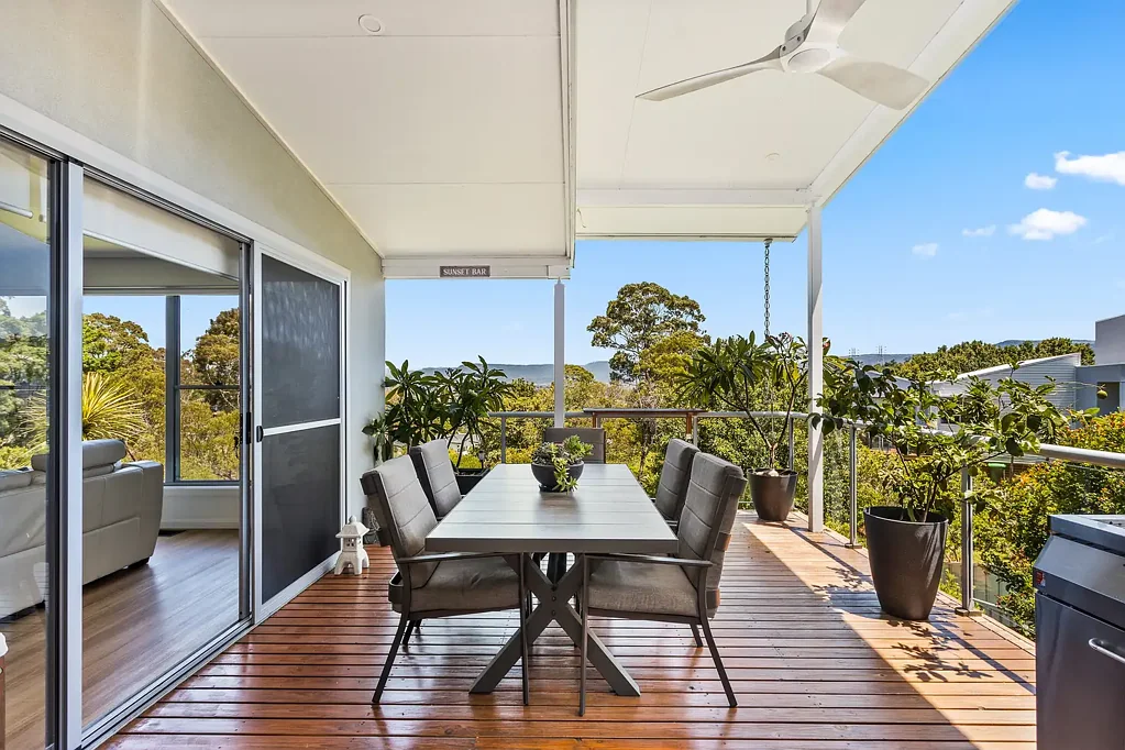 4 Masthead Place, Berkeley, NSW 2506