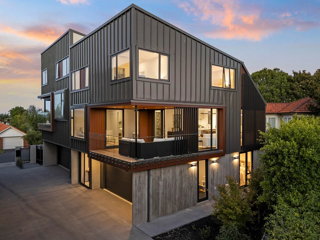 Orakei 4कमरा Not Your Typical Townhouse (with Lift)