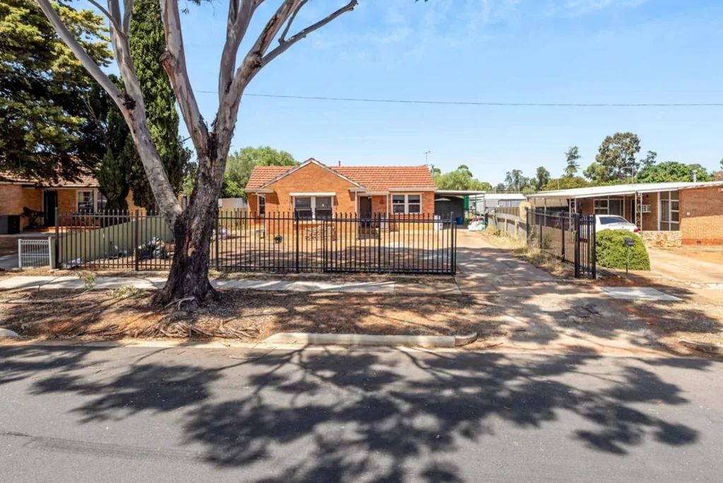 29 Fordingbridge Road, Davoren Park, SA 5113