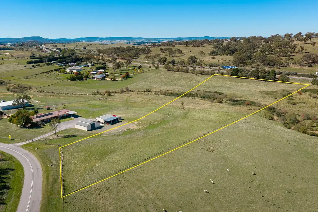 Goulburn  5.35 Acres - R5 Land Opportunity in Sought-After Run-O-Waters