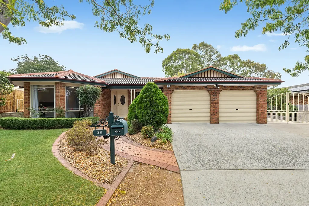 29 Freda  Bennett Circuit, Nicholls, ACT 2913