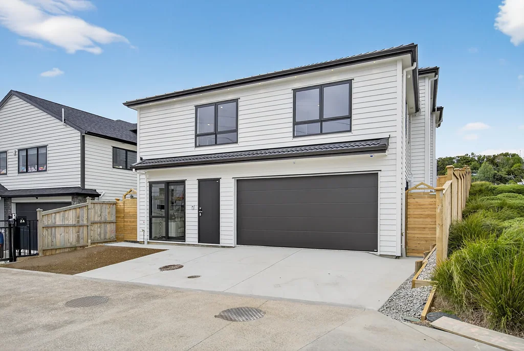 2 Ballyalton Crescent, Flat Bush