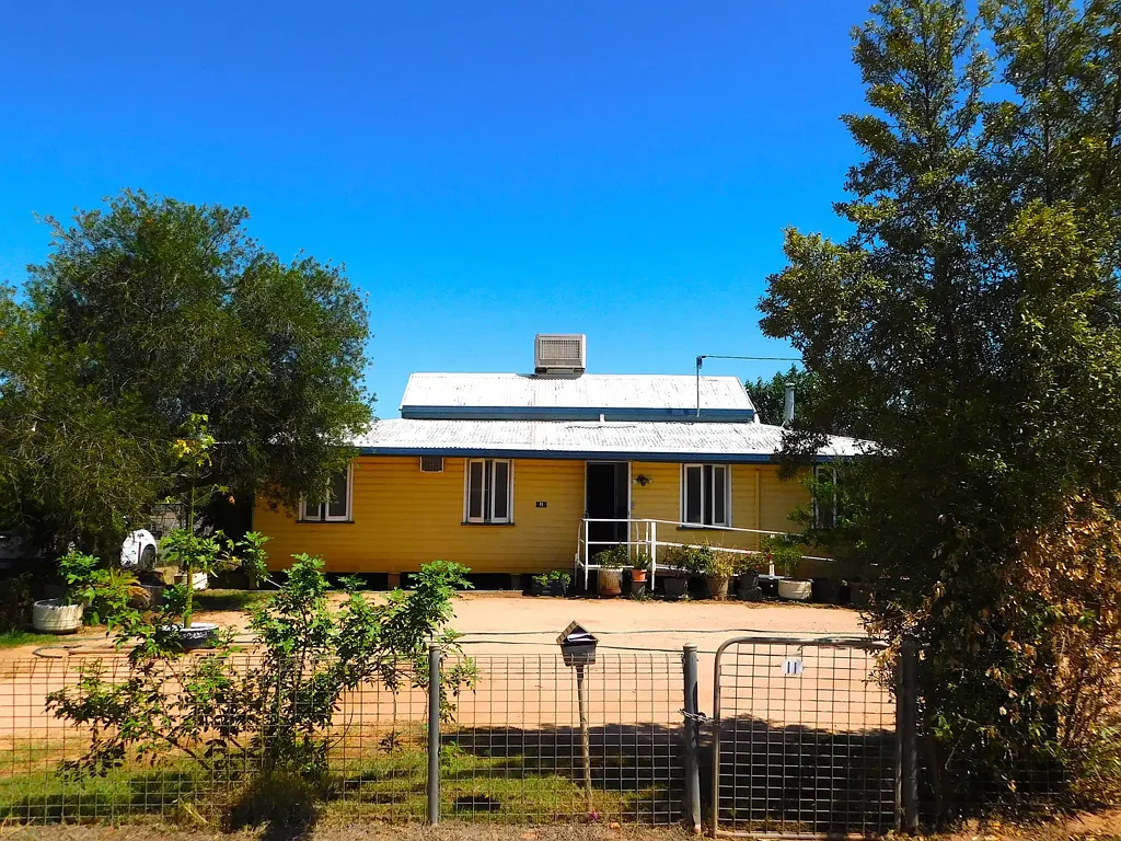 11 Alfred Street, Charleville, QLD 4470