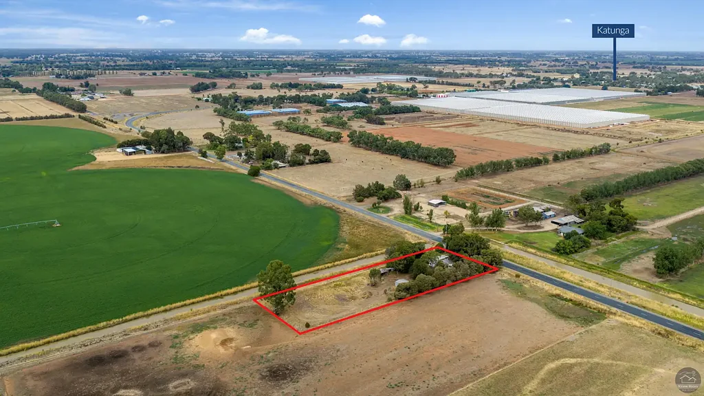 Katunga  Rare 1.3 Acre Lifestyle Opportunity