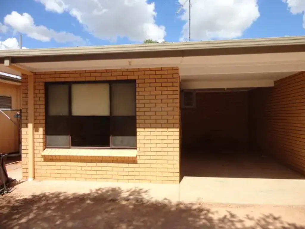 SOLID BRICK UNIT