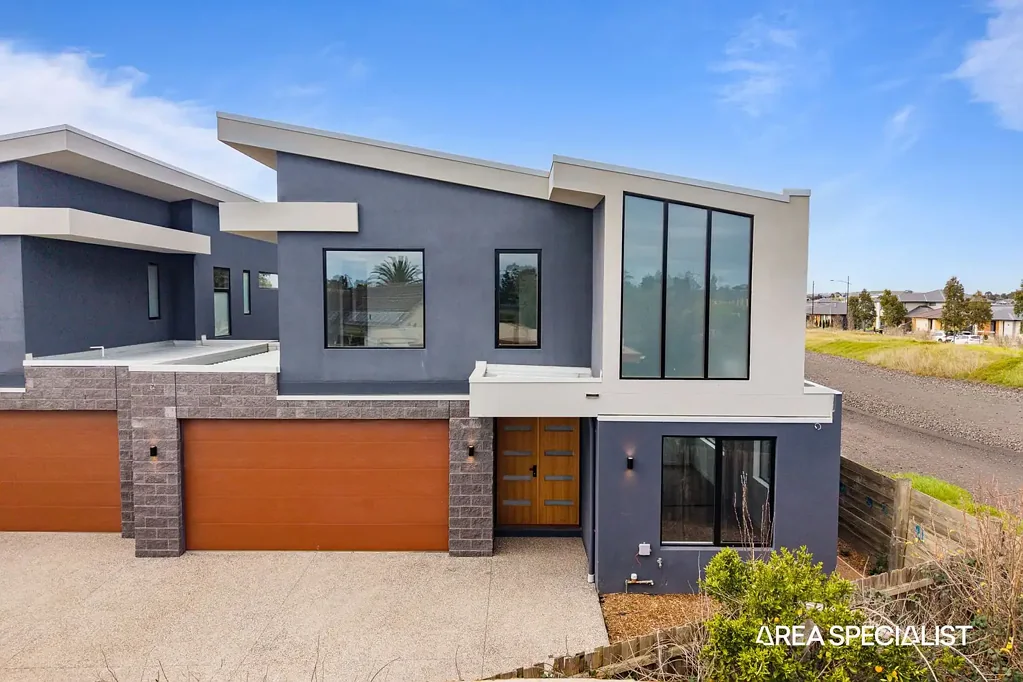 Rockbank 4 Slaapkamer The Brief
Brand-New 33-Square Double-Storey Family Home