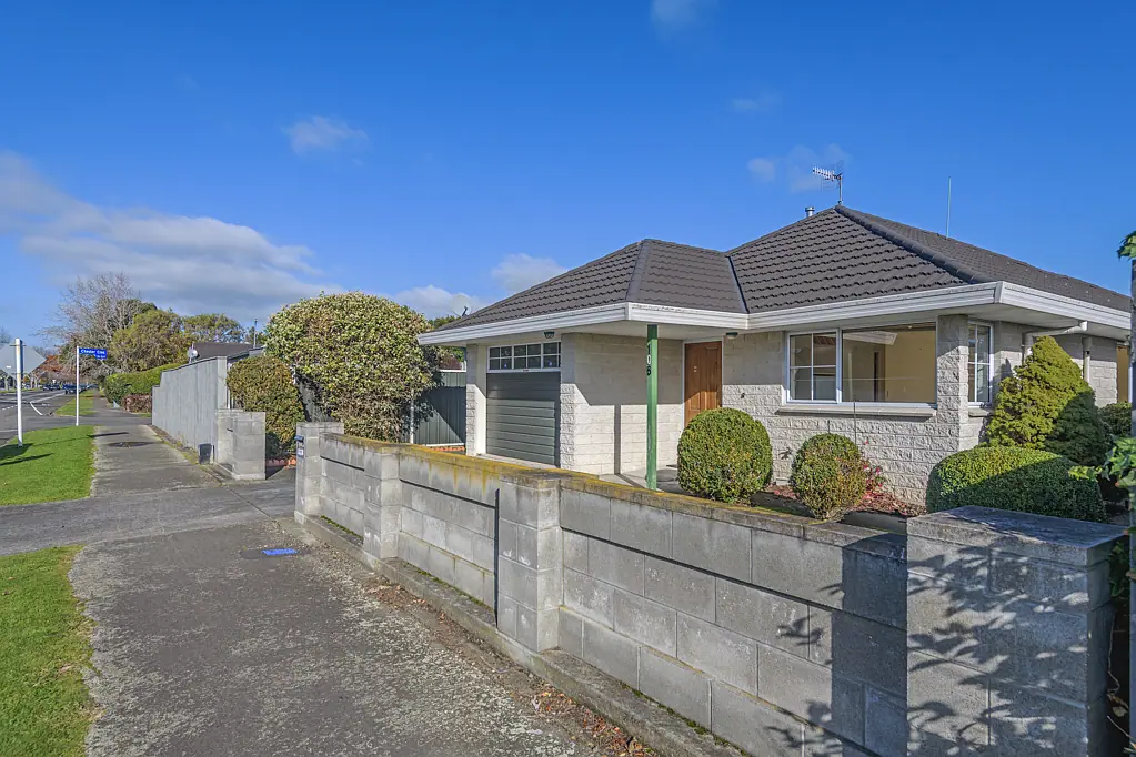 West End 2 Bedroom Hot opportunity on Cook Street