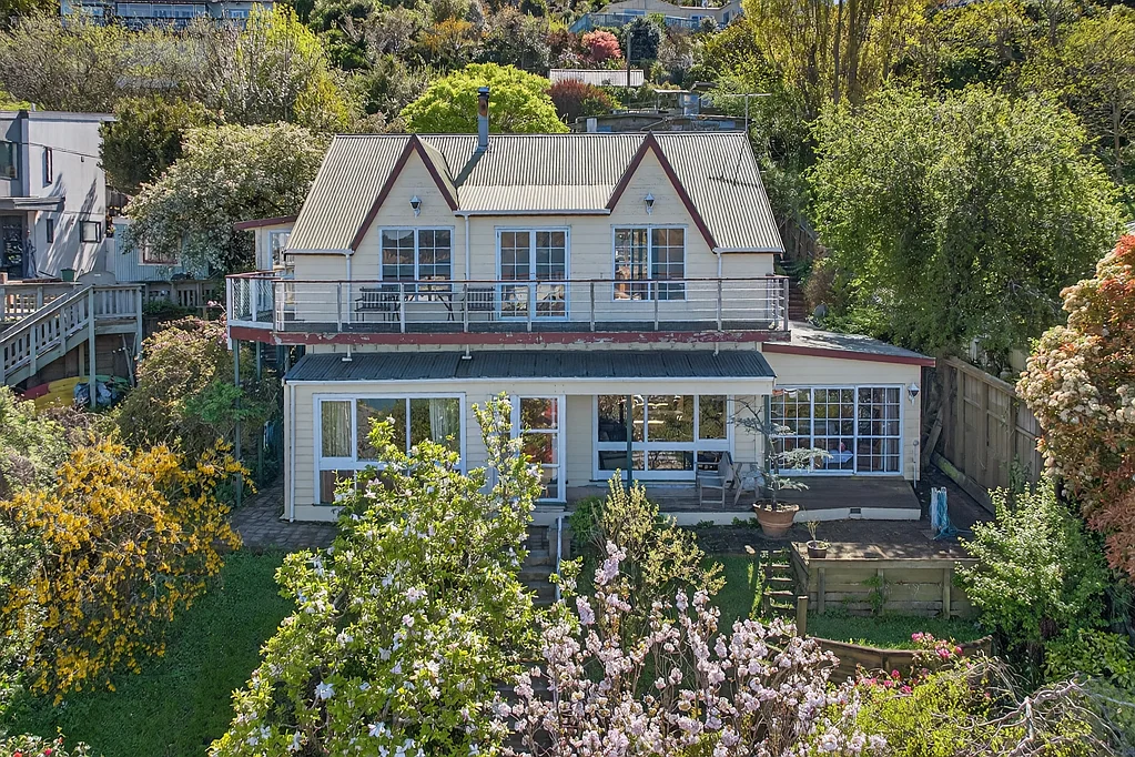 12 Cunningham Terrace, Lyttelton, Canterbury