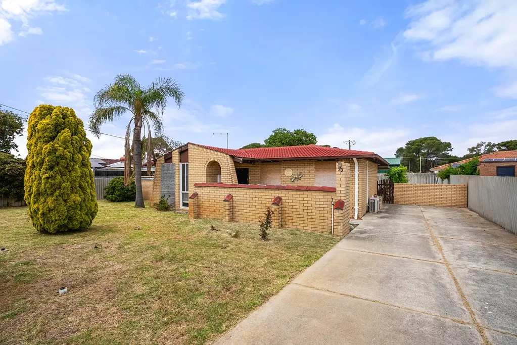 29 Quamby Place, Rockingham, WA 6168