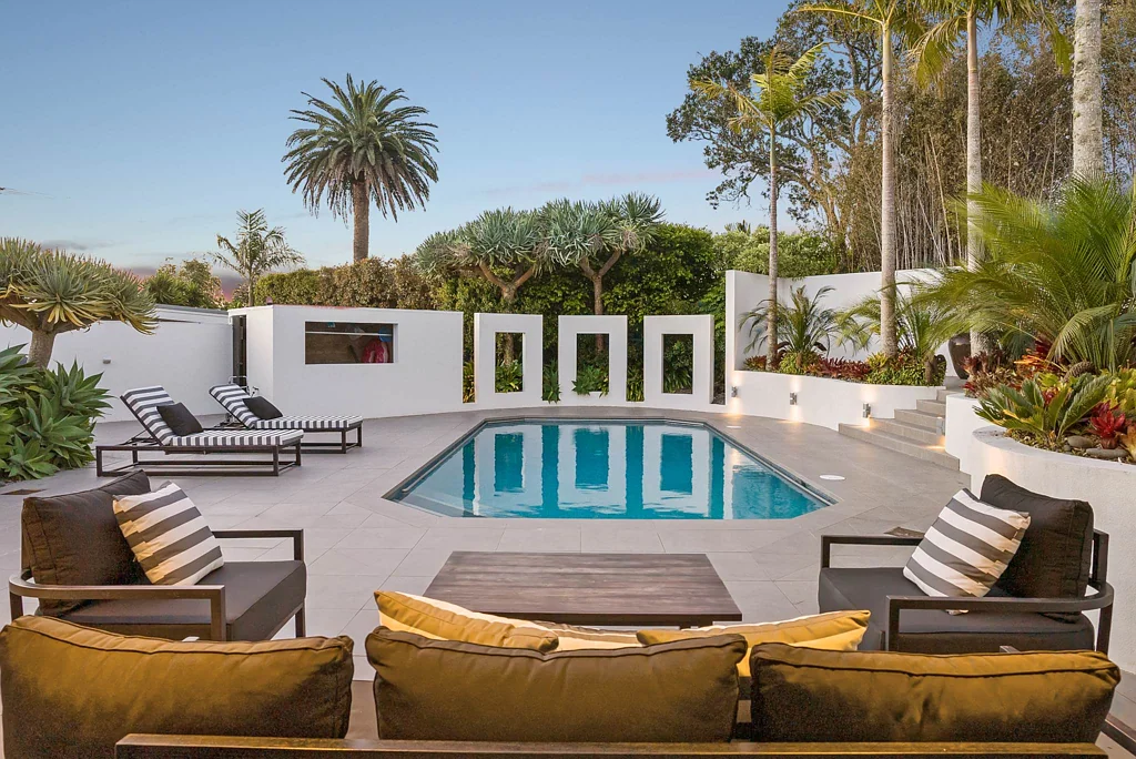 Remuera 4 Slaapkamer Palm Springs in the Heart of Remuera