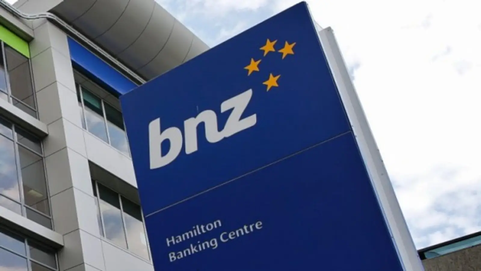 BNZ结构重组引人事地震，多达500个职位或受牵连！
