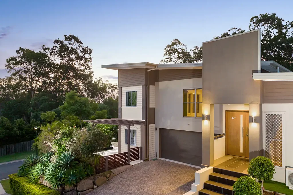 31 Corymbia Crescent, Anstead, QLD 4070