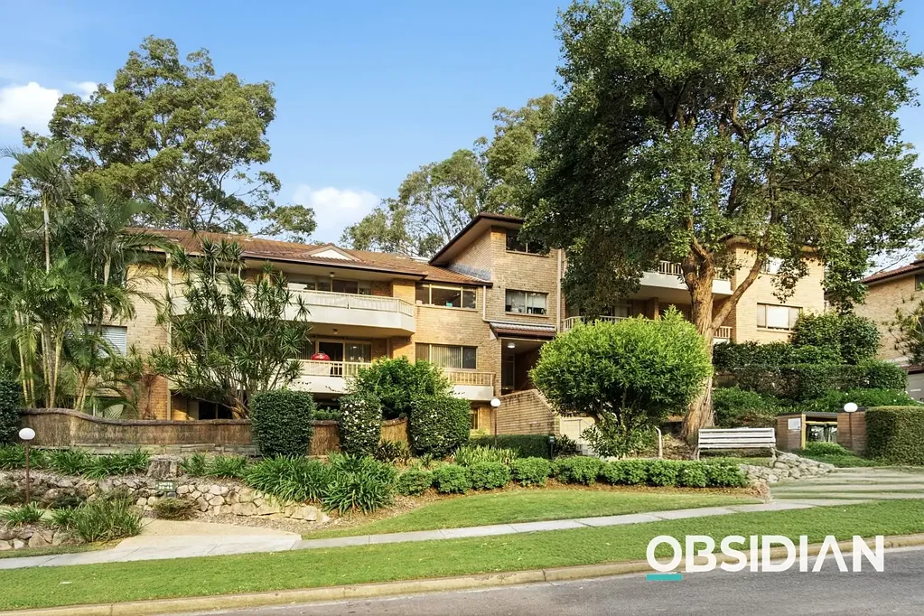 Macquarie Park 3房 明亮东北位 私密双砖公寓 现代厨房 开放式布局 顶层车位 便利中心地段 North East Corner | Sensational Park Views | Solid Double Brick Constructions