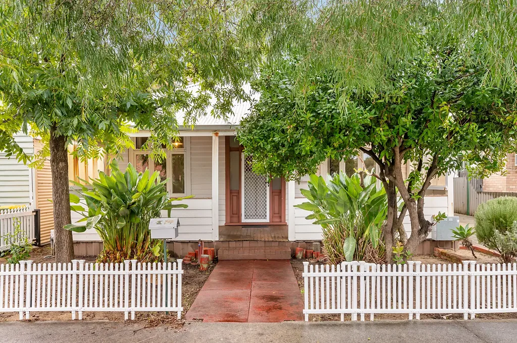 30 York Street, Beaconsfield, WA 6162