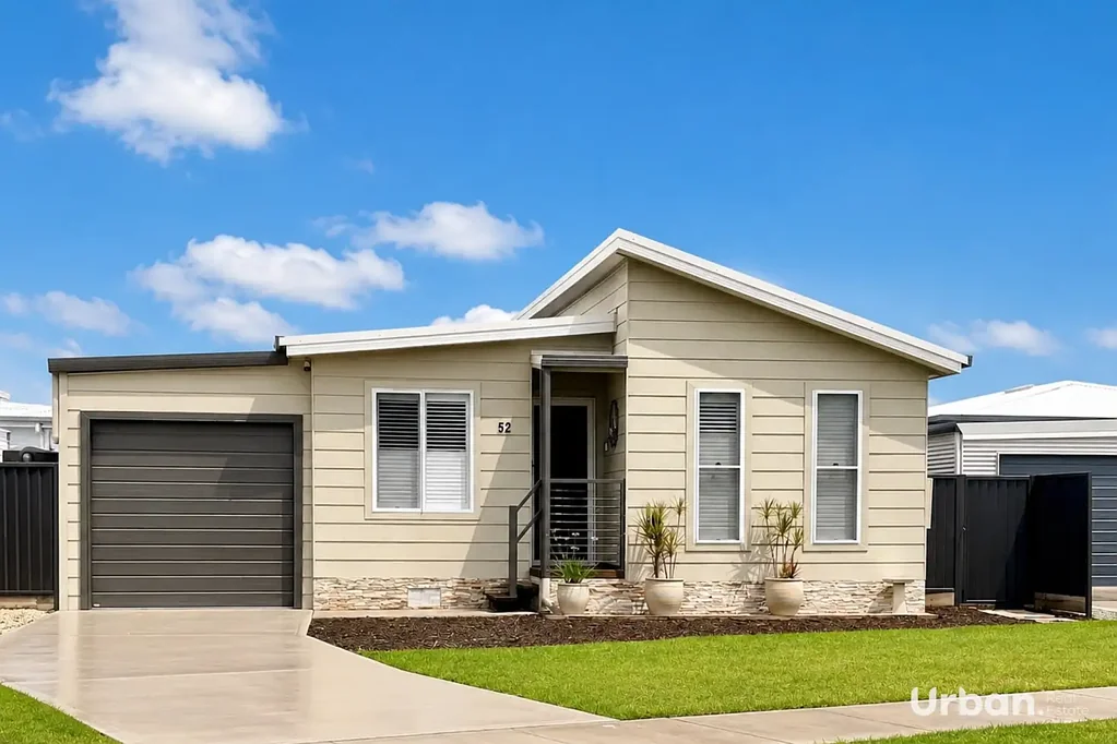 Cessnock 2ห้องนอน ELEVATED OVER-50s LIVING IN THE HEART OF THE HUNTER
