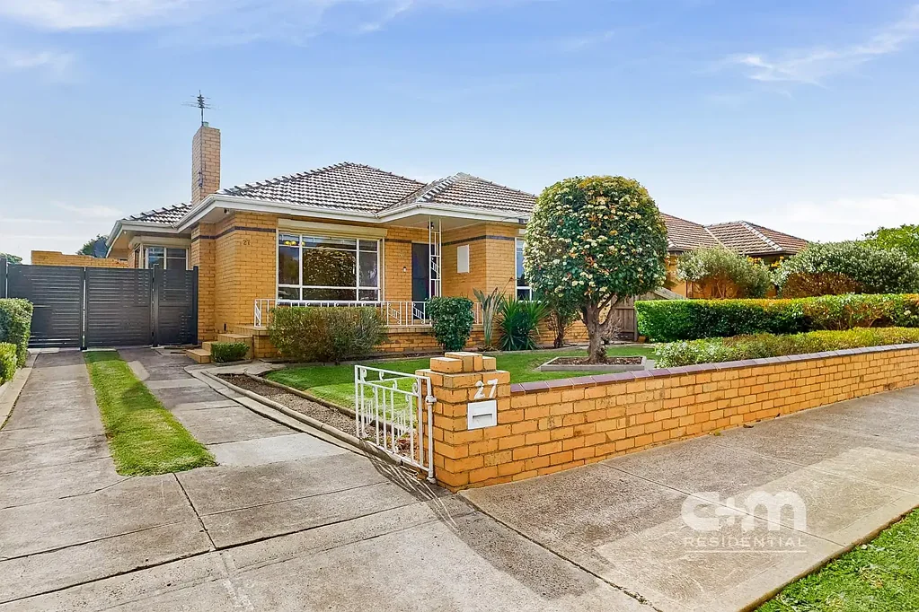 Stunning Family Home Offering Spacious Living Throughout