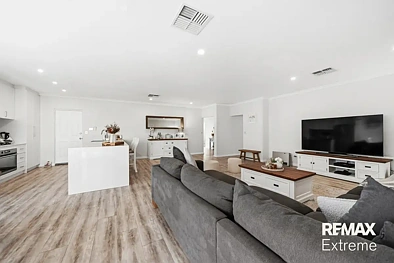 5 ZEPPELIN WAY, TAPPING WA 6065, 4 Schlafzimmer, 2 Badezimmer, House