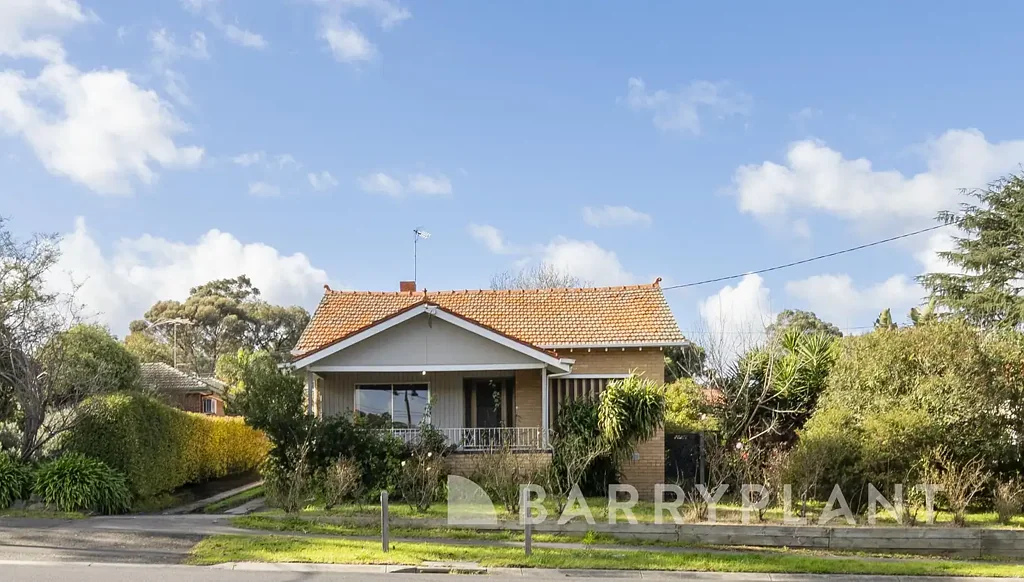 Eltham 4Kwarto Spacious 3 Bedroom Home + Studio/Office/4th Bedroom in Prime Eltham Location