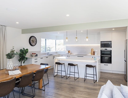 54 Regency Crescent, Redwood, Christchurch City, 4 ਕਮਰੇ, 2 ਬਾਥਰੂਮ, House