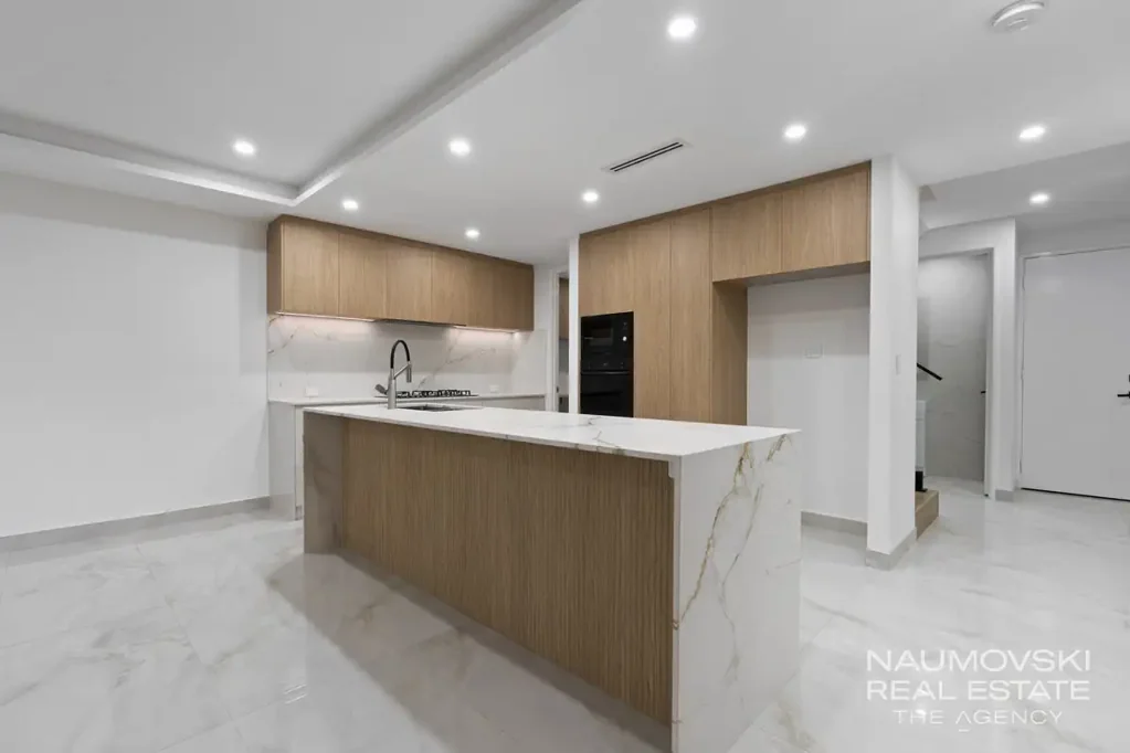Osborne Park 4Habitaciones BRAND NEW, BEAUTIFULLY FINISHED & READY TO IMPRESS!