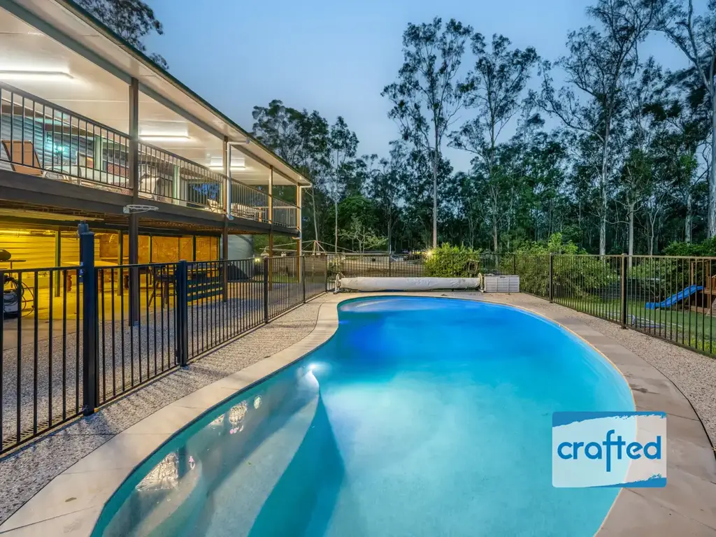 Greenbank 4ห้องนอน acreage life 🍃 | Country Retreat with Impressive Infrastructure - lifestyle escape, savvy investment, horse property or animal/dog accomodation!