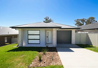 Parkes 3Habitaciones Modern, Low-Maintenance Living in a Family-Friendly Locale