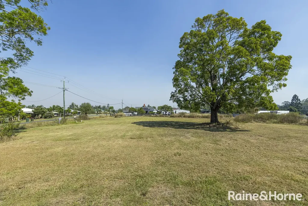 Lawrence Riverside Country Living - Your Grand Escape Starts Here