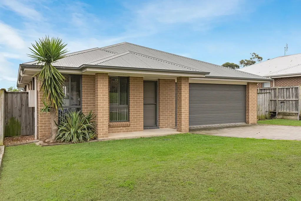 Gillieston Heights 4ਬੈੱਡਰੂਮ MODERN FAMILY HOME IN A PRIME POSITION
